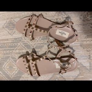 Valentino Rockstud Jellies size 38/US 8.  In great condition.